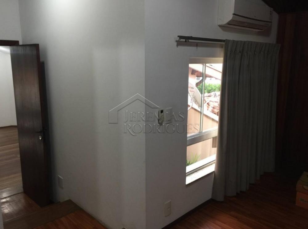 Casa à venda por R$ 2.455.000,00 - Pindamonhangaba/SP