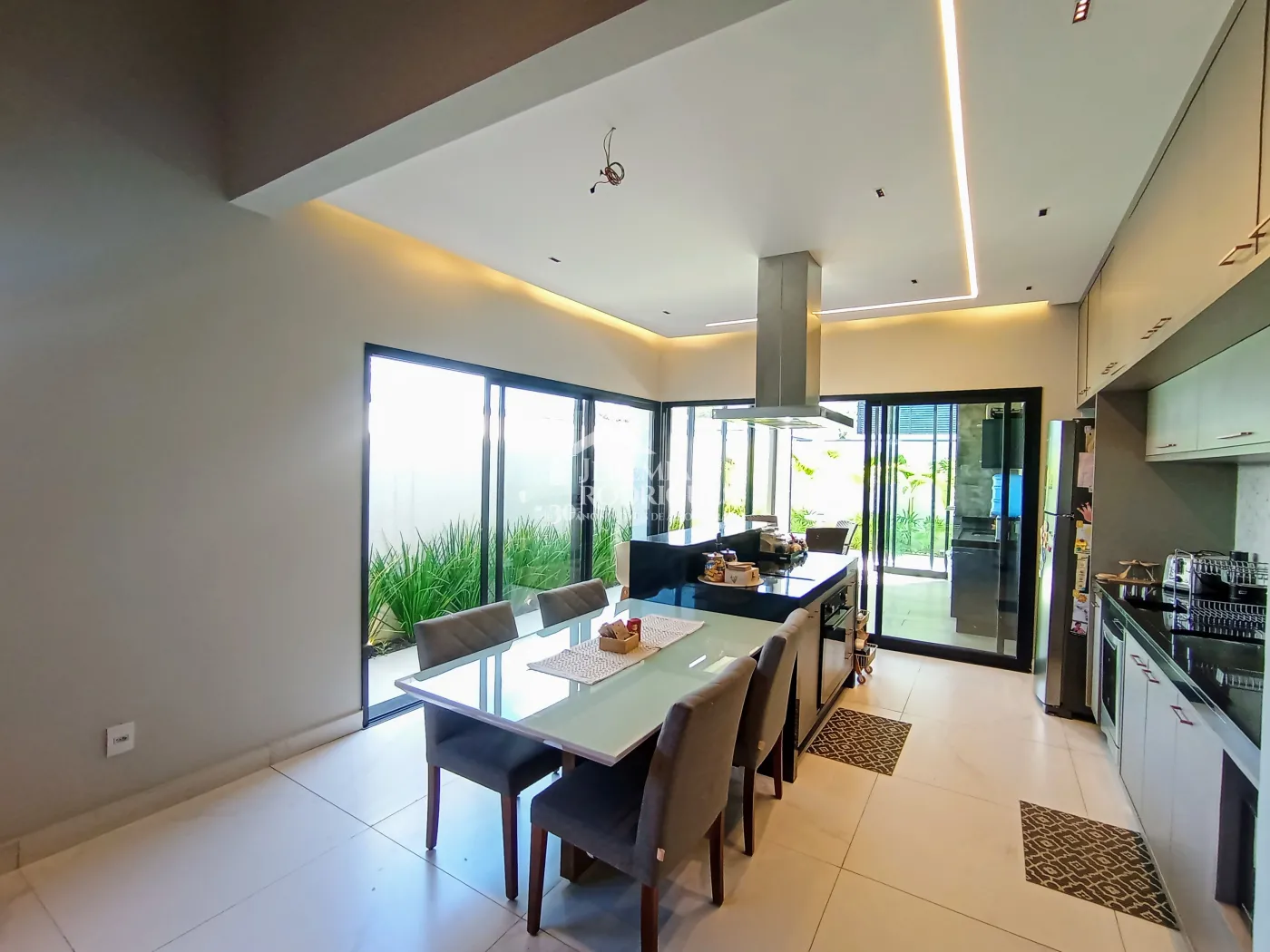 Casa para venda com 3 suítes no Condomínio Residencial Terrazzo Di Itália em Taubaté/SP