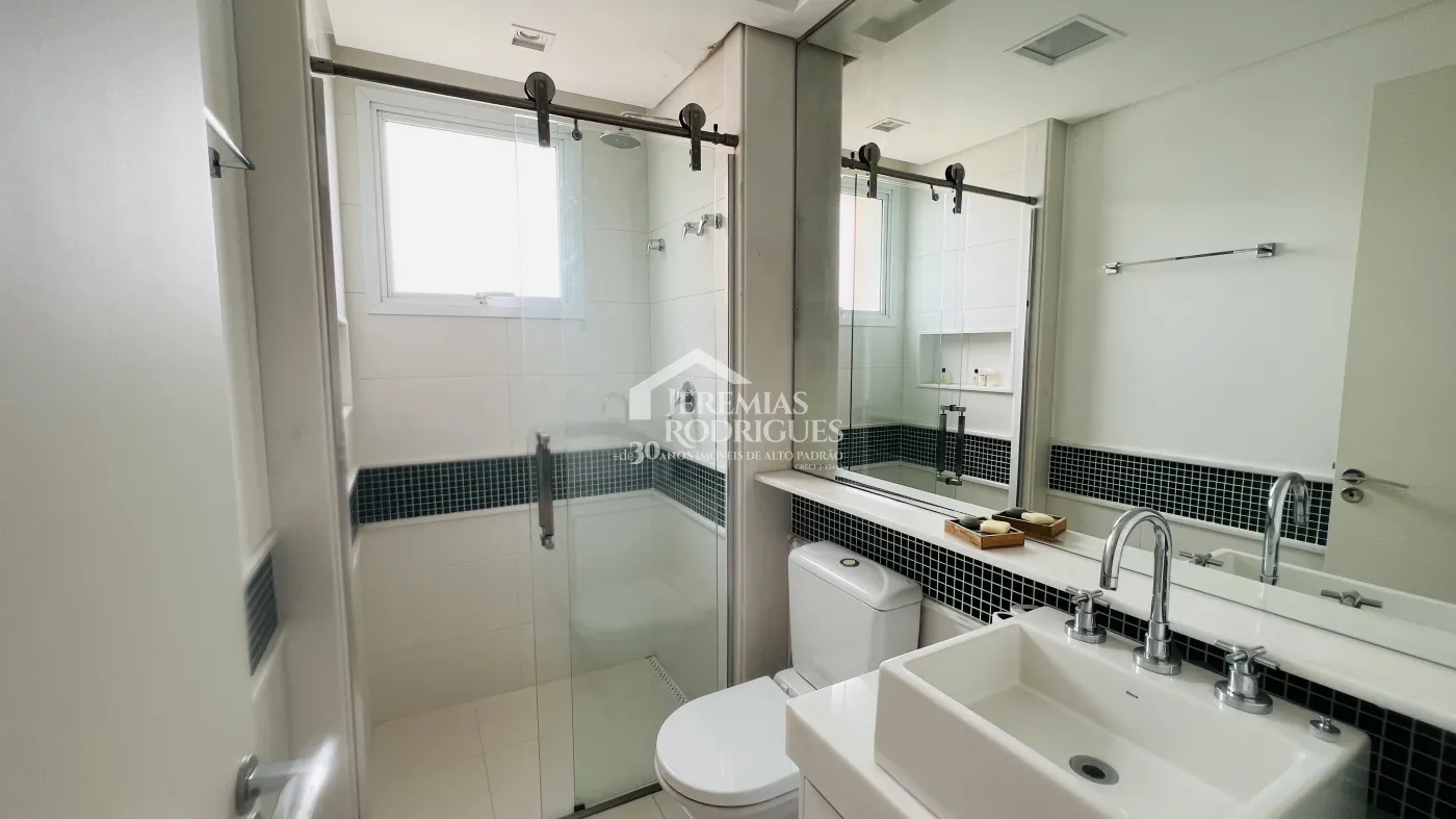 Apartamento à venda com 3 suítes no Edifício Des Arts em Taubaté/SP.