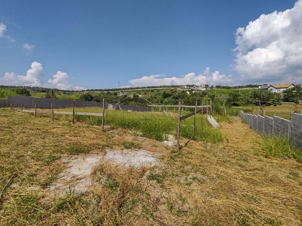 Terreno com 1.003 m² - Condomínio Village da Serra - Tremembé/SP.