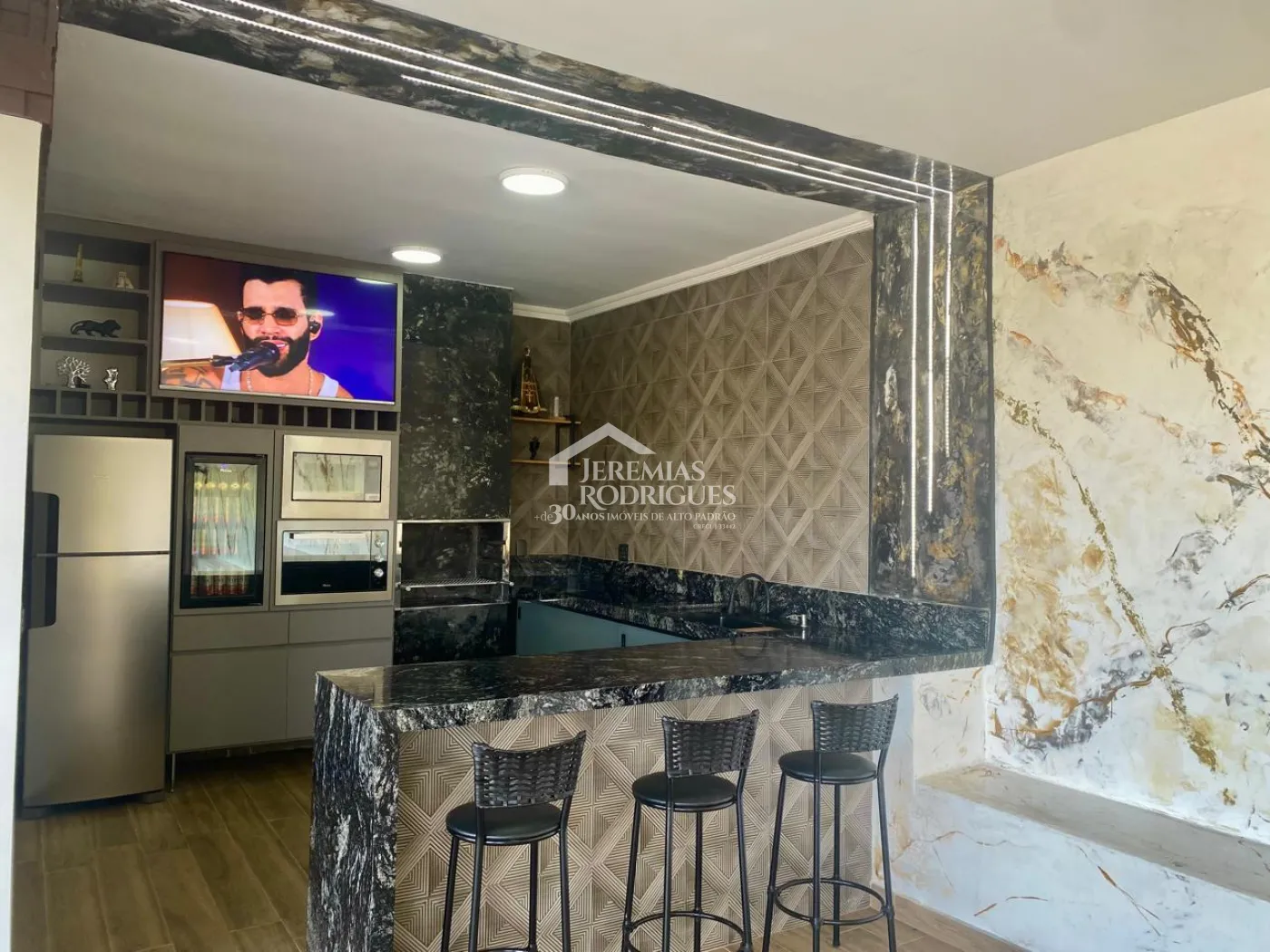 Casa à venda por R$ 1.700.000,00 - Taubaté/SP