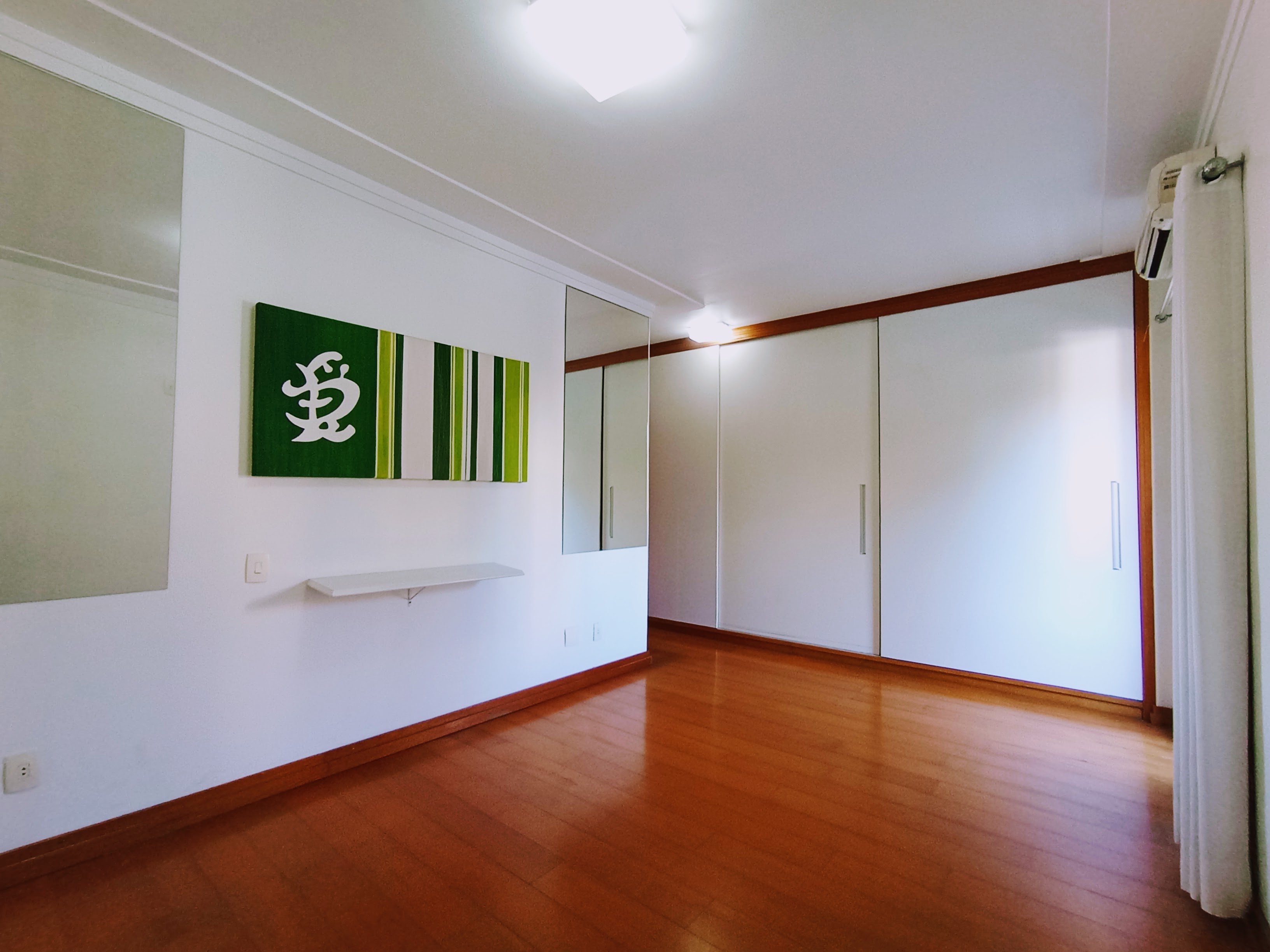 Apartamento à venda com 3 dormitórios, 171 m² no Condomínio Green Tower em Taubaté/SP.