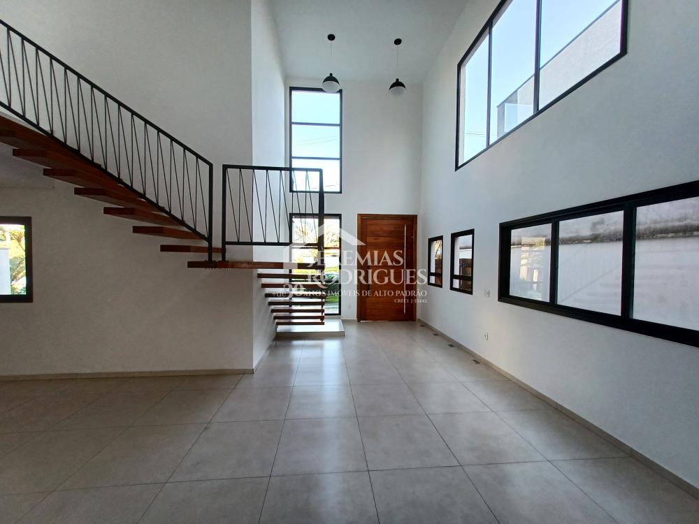 Casa com 3 quartos, 320 m² - Condomínio Reserva dos Lagos - Pindamonhangaba/SP