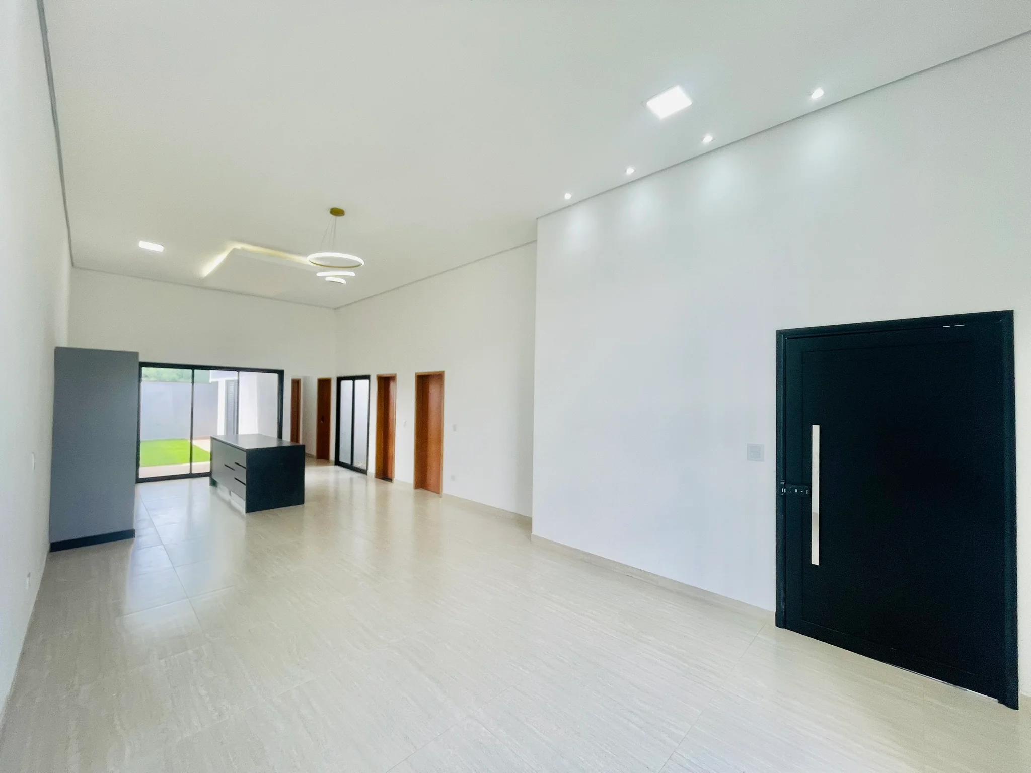 Casa para venda e locação, com 3 dormitórios no Condomínio Vila Romana em Pindamonhangaba/SP