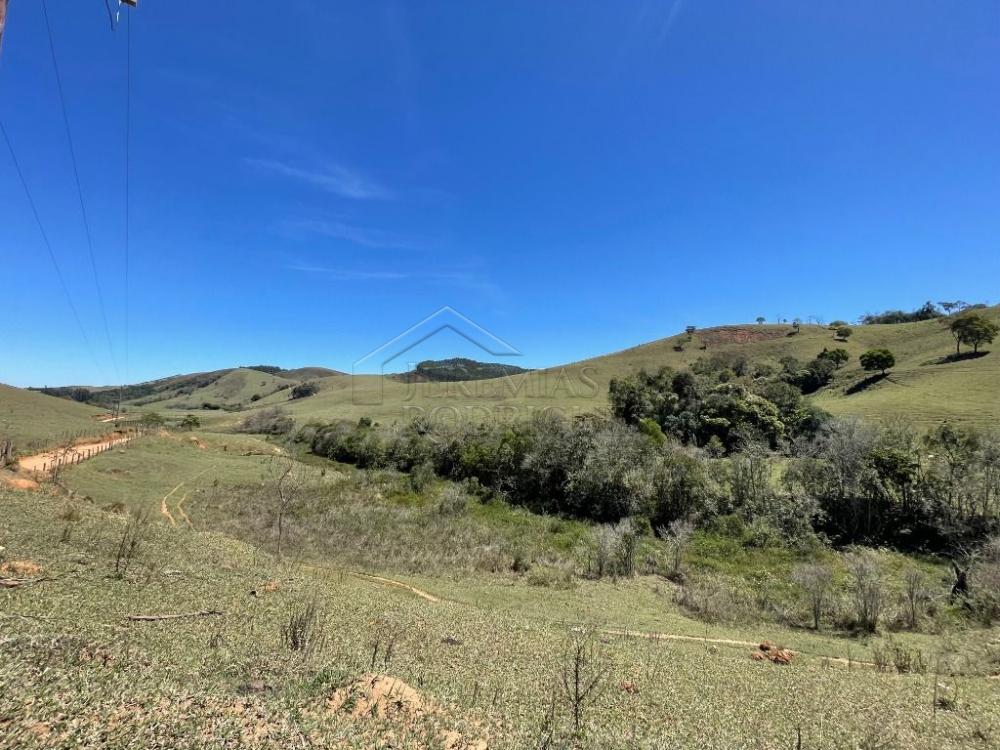 Fazenda com 2 quartos, 2.553.500 m², à venda por R$ 5.800.000- Lorena - Lorena/SP