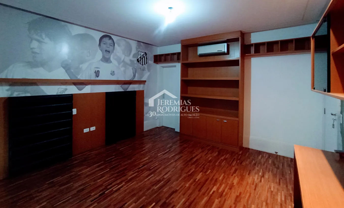 Casa para venda e locação com 4 suítes no Condomínio Taubaté Village em Taubaté/SP.