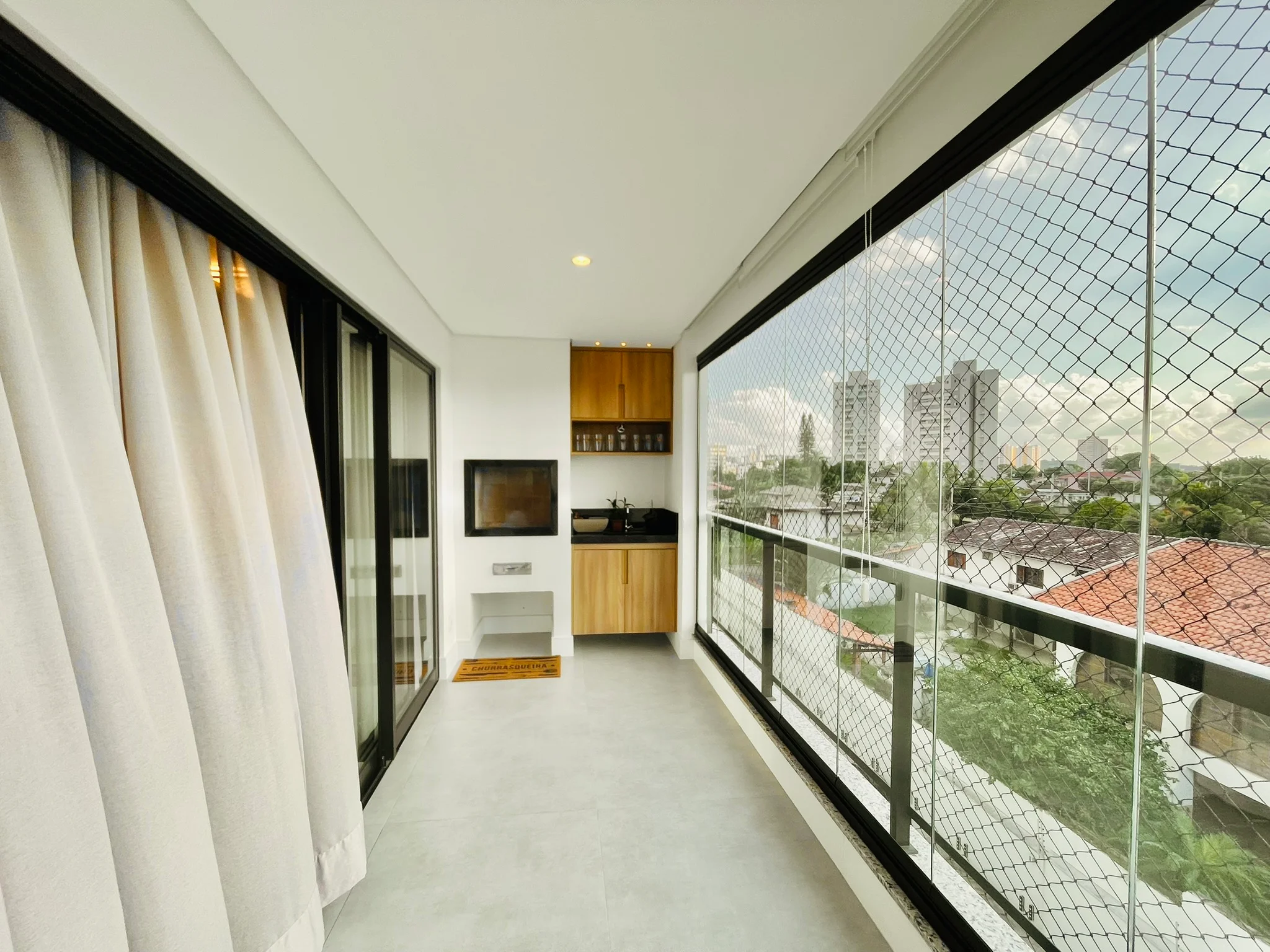 Apartamento à venda com exclusividade com 3 dormitórios no Condomínio Lucca em Taubaté/SP. 