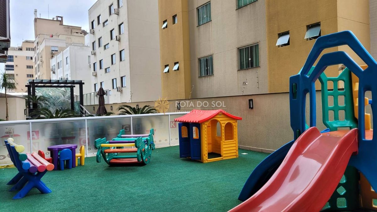 Imperial Palace Apartamento 5 Suítes Meia Praia Itapema SC — foto 62