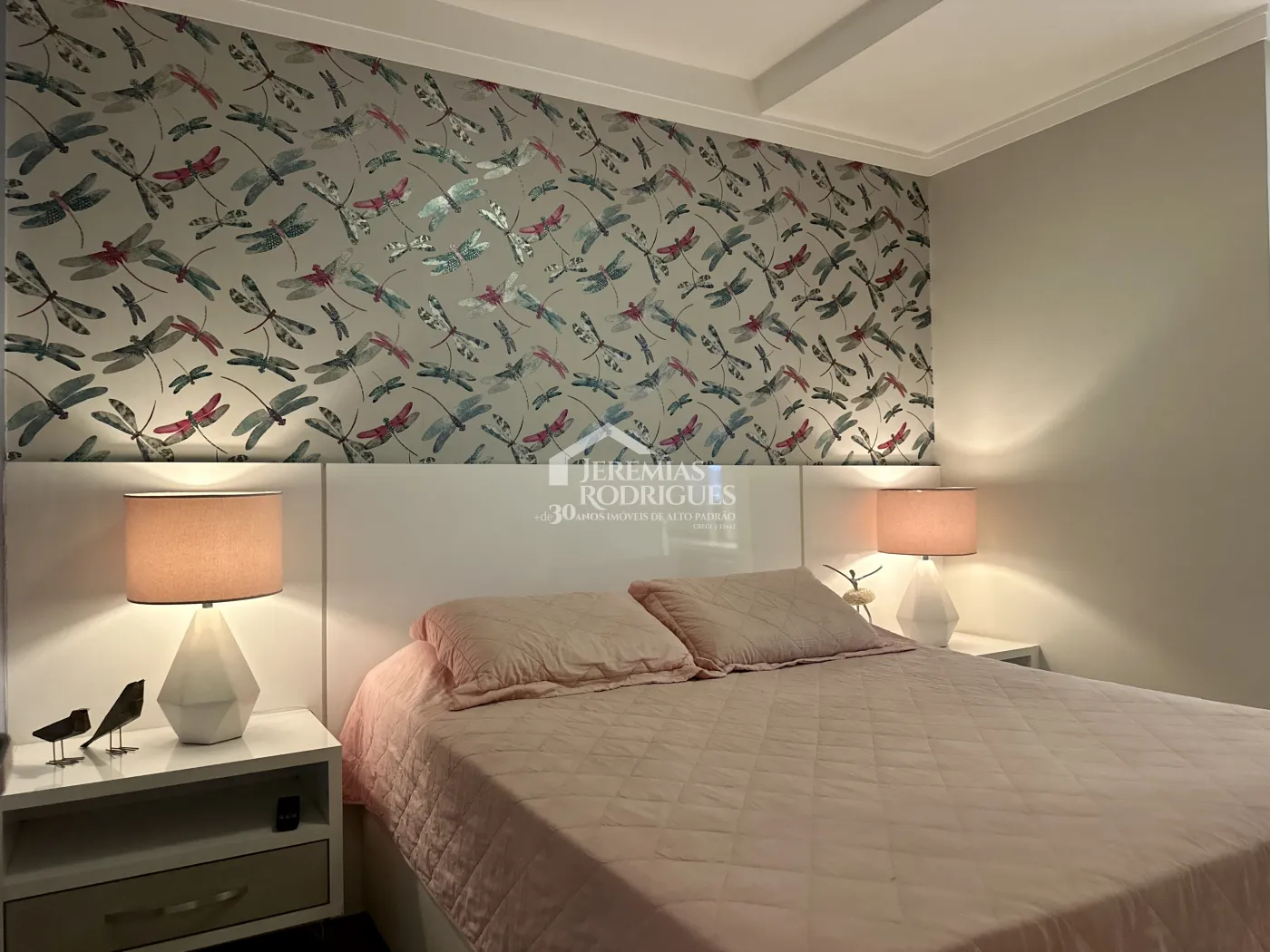 Apartamento com 2 dormitórios, 171 m² - Edifício Solar dos Juritis - Taubaté/SP.