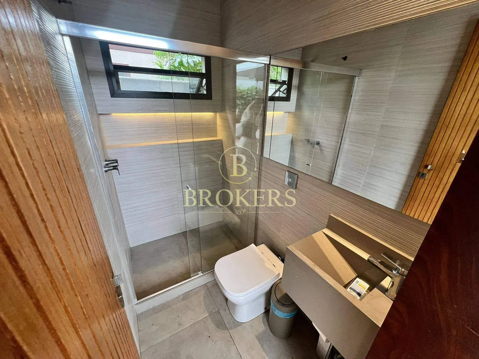 Moderna e sofisticada: Casa triplex no Alphaville com elevador, 5 suítes e terraço panorâmico por R — foto 40