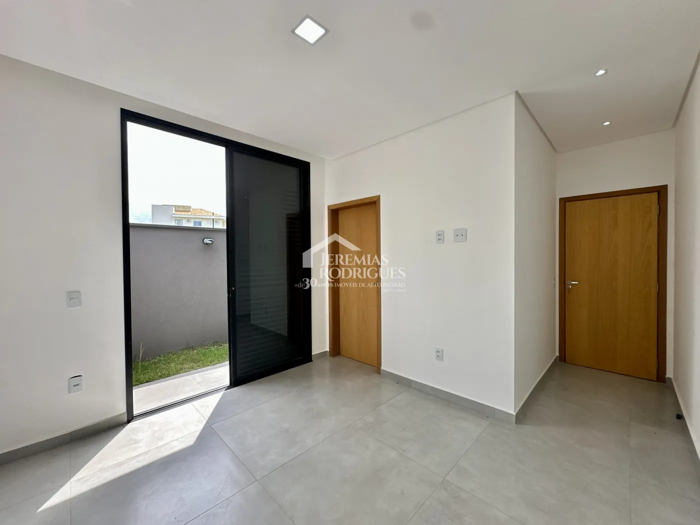 Casa para venda e locação com 3 suítes no Condomínio Cyrela Landscape em Taubaté/SP.