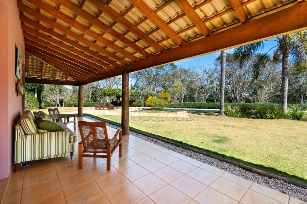 Sítio com 7 quartos, 38 hectares - Cachoeira Grande - Lagoinha/SP