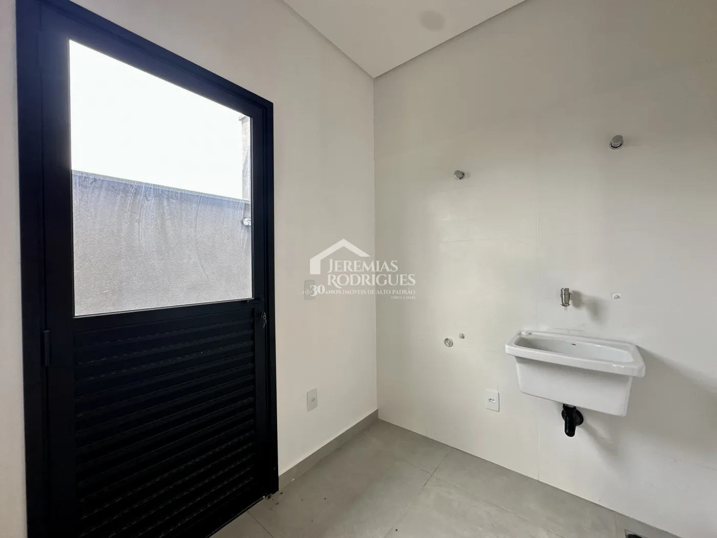 Casa para venda e locação com 3 suítes no Condomínio Cyrela Landscape em Taubaté/SP.