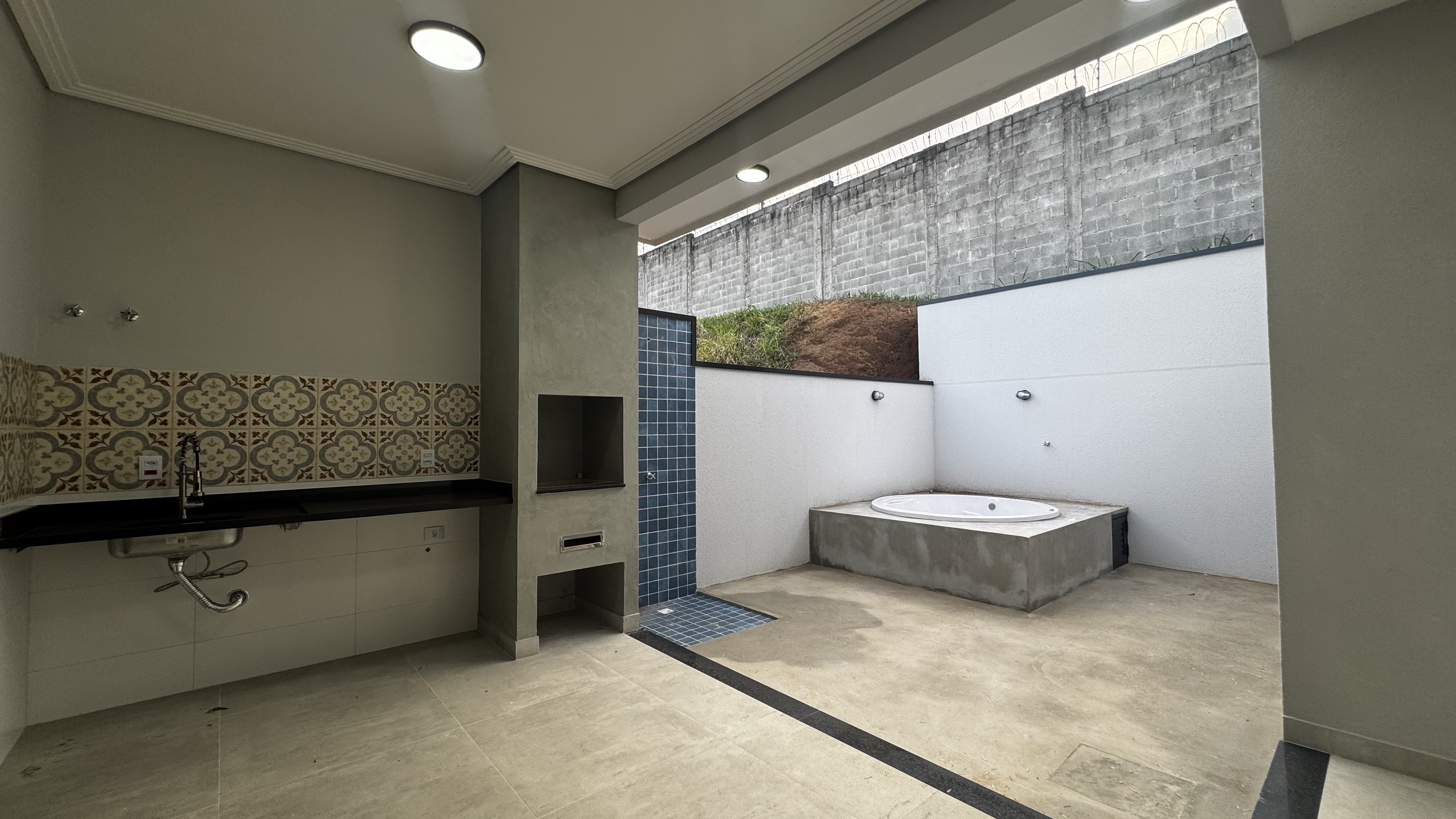 Casa à venda com 3 suítes no Condomínio Bosque do Imperador em Pindamonhangaba/SP