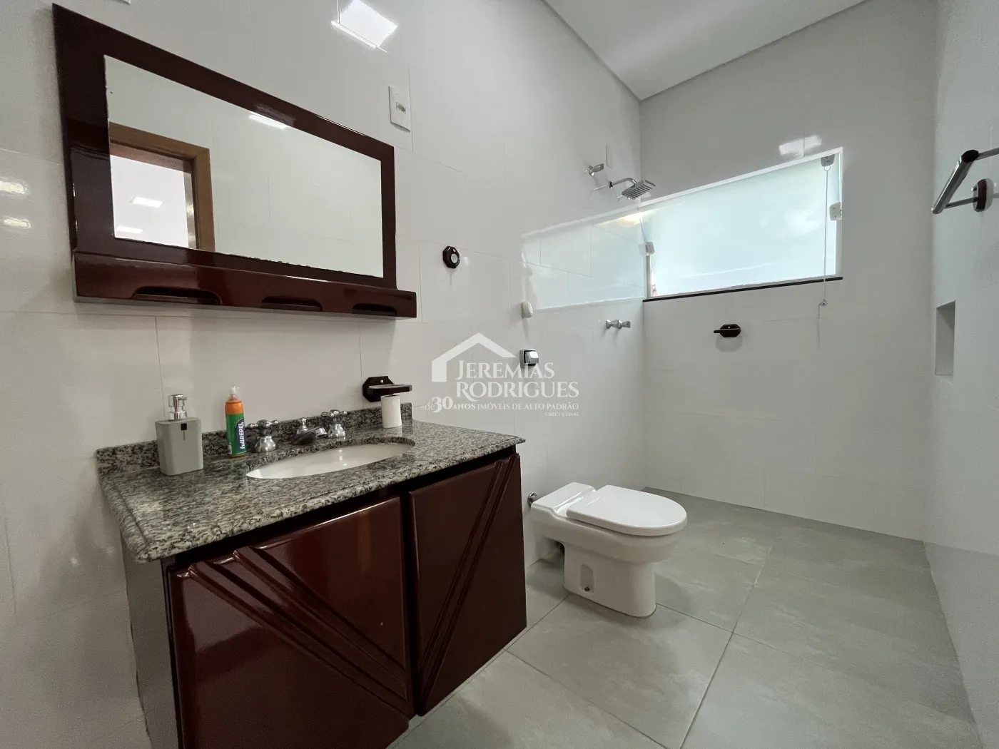 Casa de 693 m² à venda por R$ 2.104.000,00 - Tremembé/SP