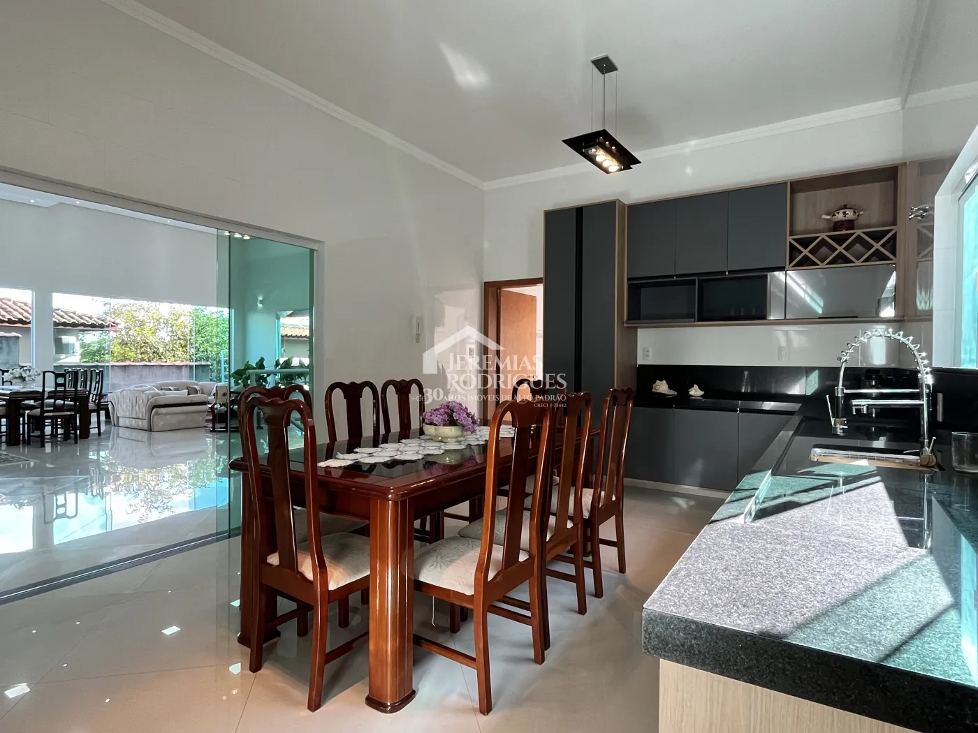 Casa de 693 m² à venda por R$ 2.104.000,00 - Tremembé/SP