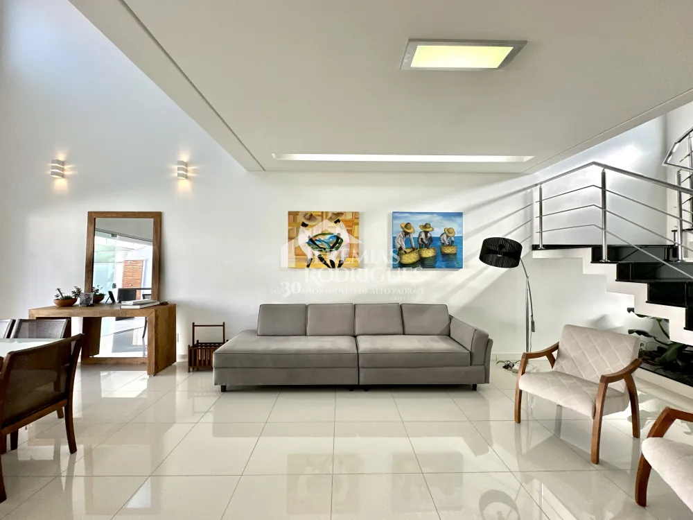 Casa mobiliada para locação no Condomínio Campos do Conde I em Tremembé/SP. 