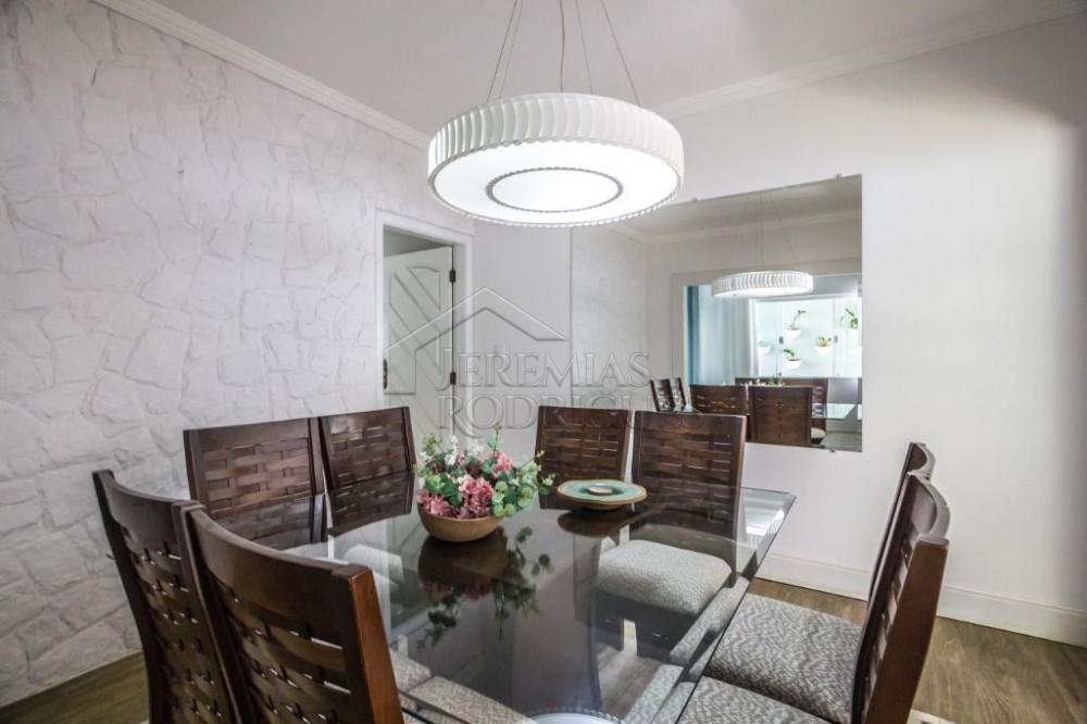 Casa à venda por R$ 750.000,00 - Pindamonhangaba/SP