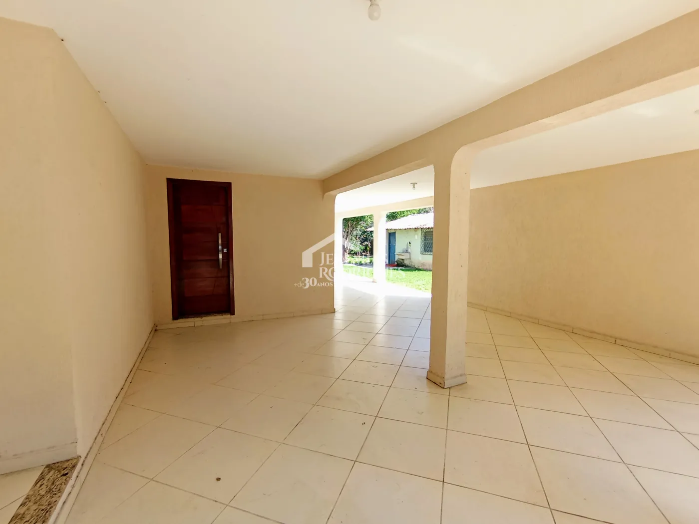 Chácara para locação com 4 dormitórios no bairro Jardim Carlota em Moreira Cesar/SP