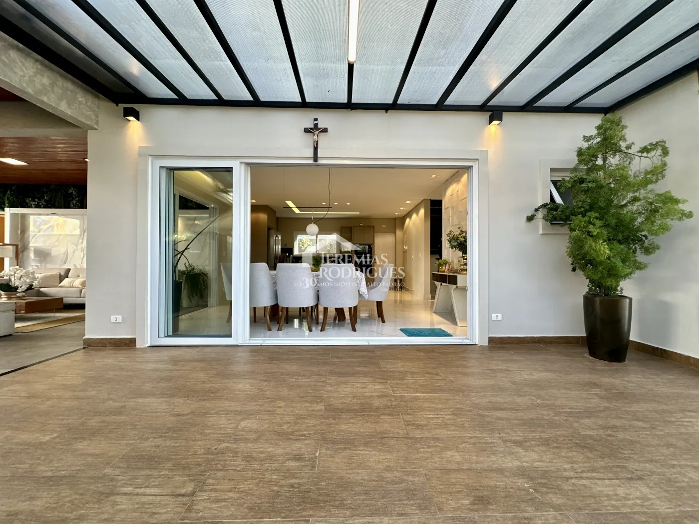 Casa com 3 suítes, 329 m² - Condomínio Ouro Ville - Taubaté/SP.