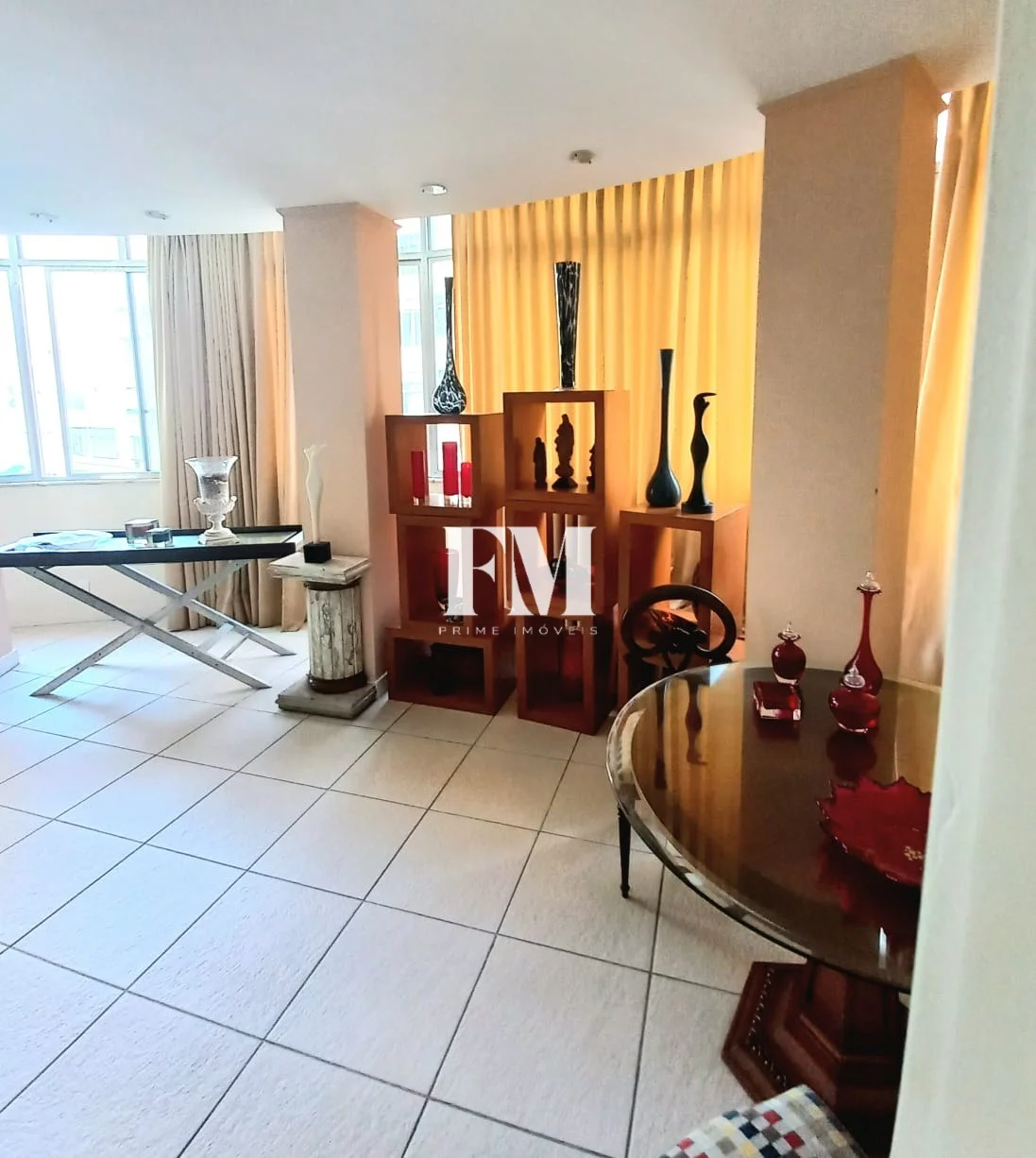 Copacabana | Rua Domingos Ferreira | Original 4 Quartos | 210m² com Varanda, Vaga e Próximo à Praia e ao Metrô - foto 12
