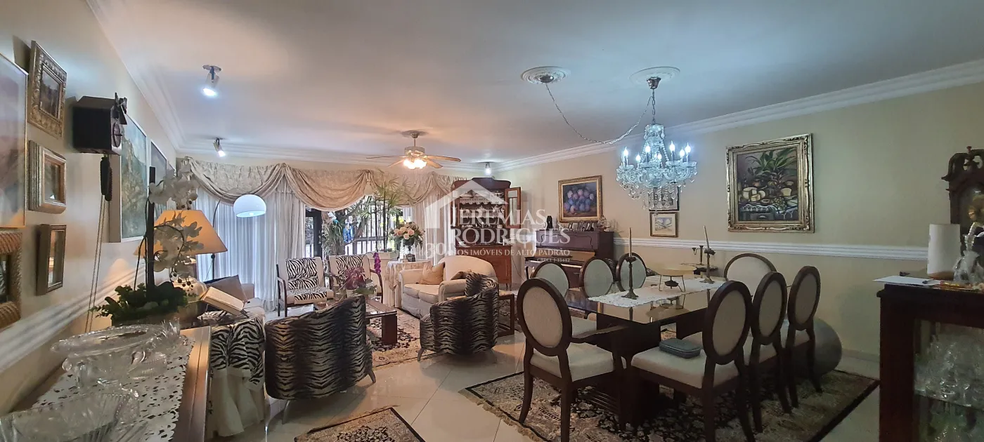 Casa para locação com 5 dormitórios no Centro em Taubaté/SP.