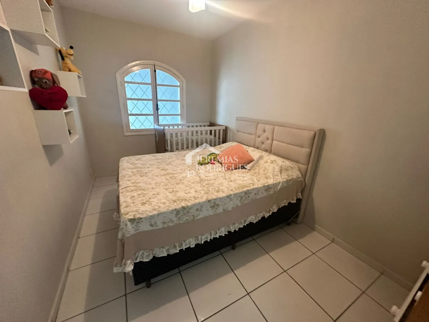 Casa para venda e locação com 3 dormitórios no bairro Jardim Residencial Doutor Lessa em Pindamonhangaba/SP