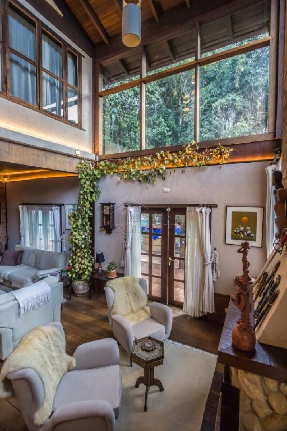 Casa com 3 quartos, 630 m², à venda por R$ 6.500.000- Condomínio Pedra de Fogo - Campos do Jordão/SP