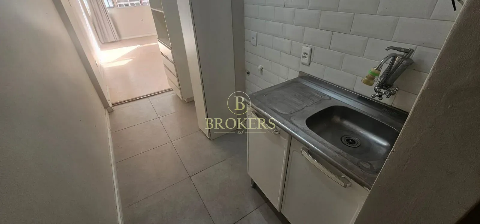 Sala a venda, Rua Visconde de Pirajá - Ipanema. Sala com 32m² Melhor trecho da rua. — foto 5