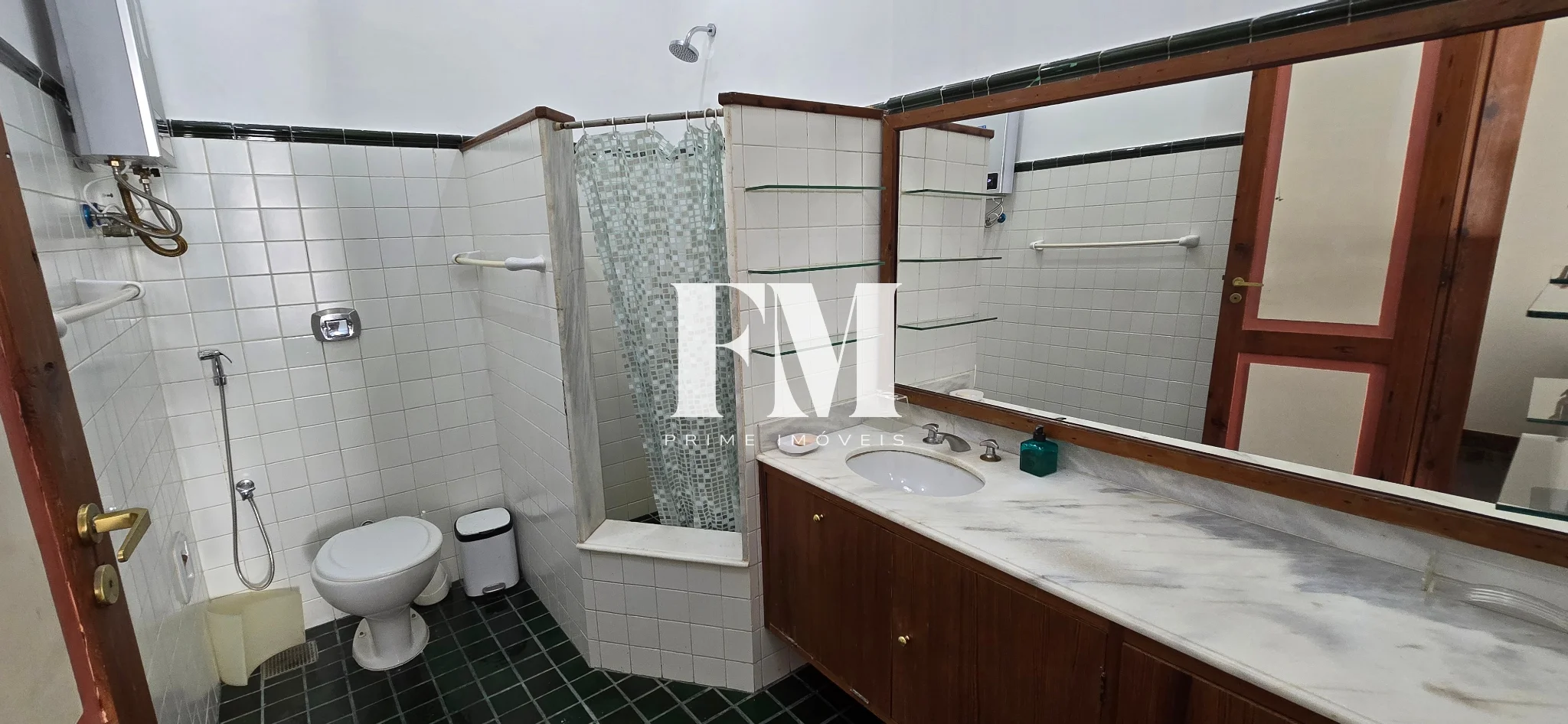 Casa Exclusiva Cercada pelo Verde com Lazer Completo e Guarita com Segurança 24 Horas - foto 33
