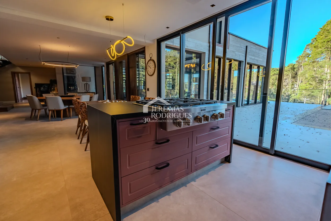 Casa de 2727 m² à venda por R$ 15.000.000,00 - Campos do Jordão/SP