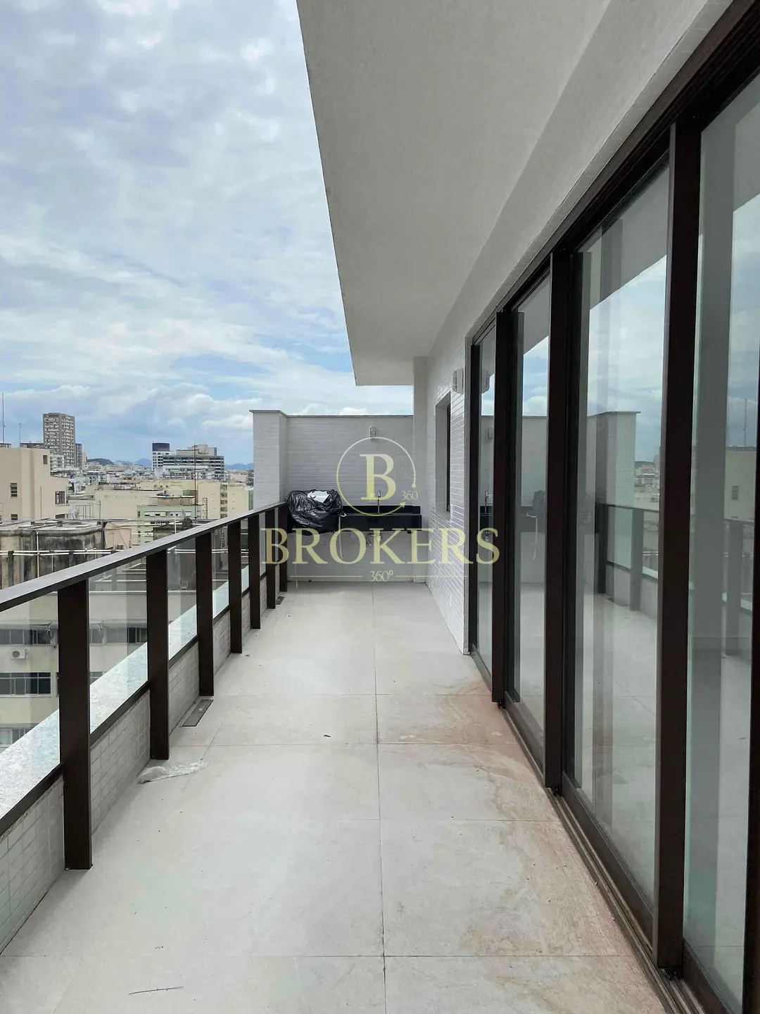 Apartamento à venda Rua Conde de Irajá - Botafogo. Varanda, 3 quartos, sendo 3 suítes. 2 vagas na e — foto 11