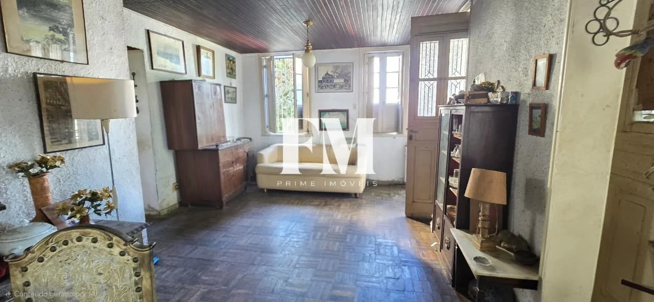Oportunidade Única de Investimento em Santa Teresa! R$ 3.200/m² Casarão Histórico no Largo das Neves. - foto 9