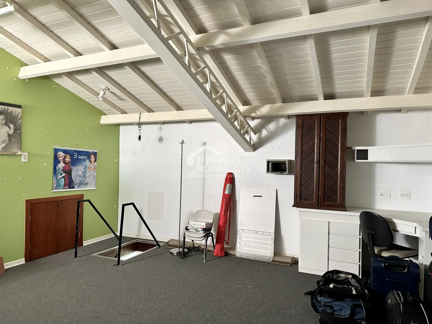 Casa com 3 suítes, 386 m² - Condomínio Taubaté Village - Taubaté/SP