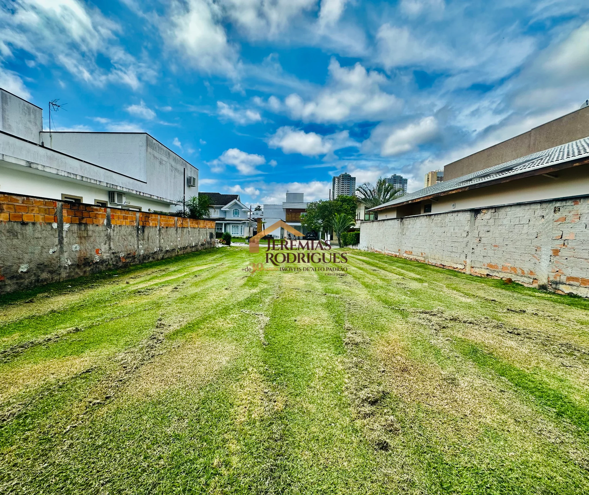 Terreno à venda no Condomínio Taubaté Village em Taubaté/SP. — foto 7