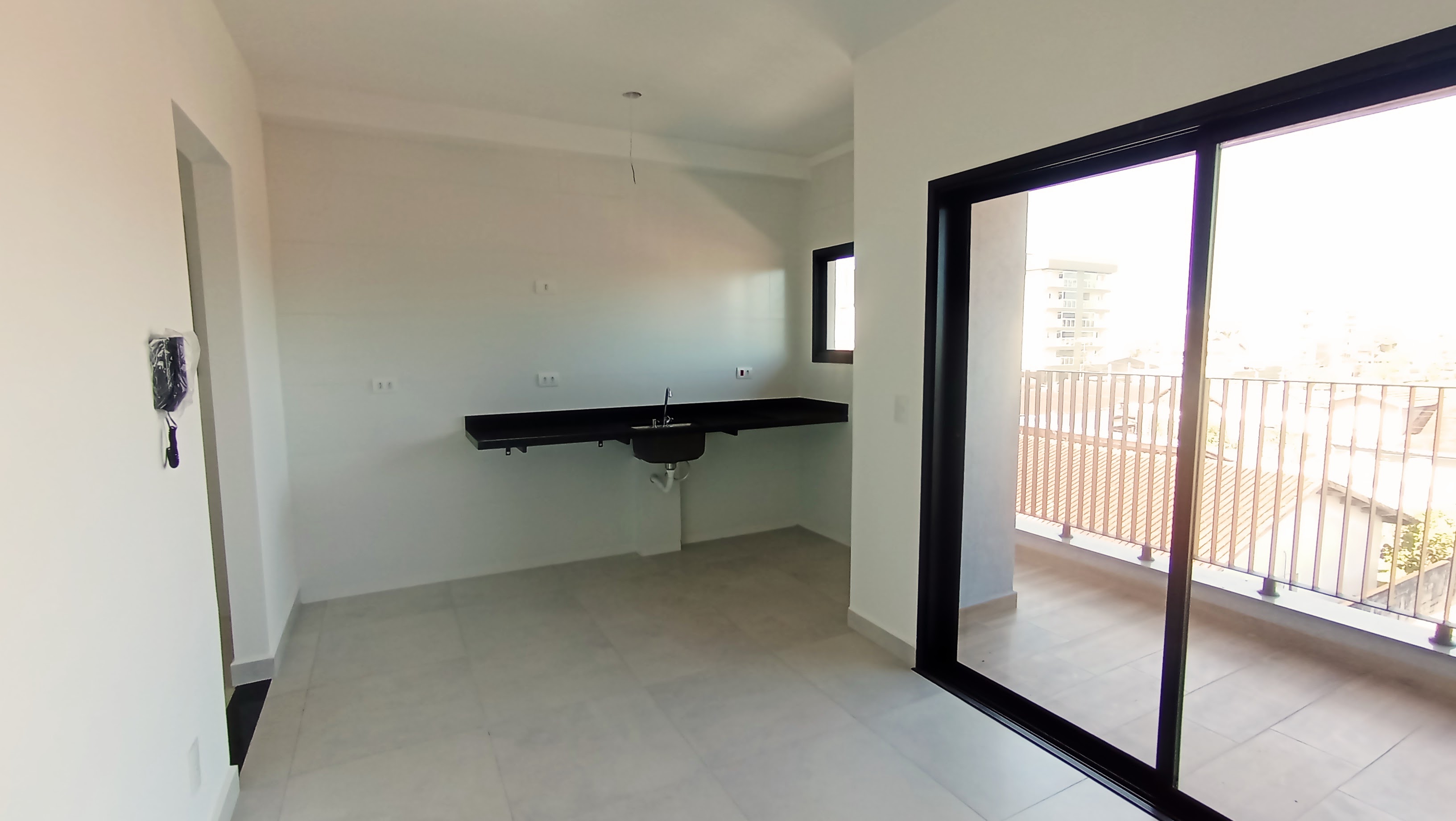 Apartamento à venda com 3 suítes, 124 m² no Edifício Residencial Apoema em Ubatuba/SP.