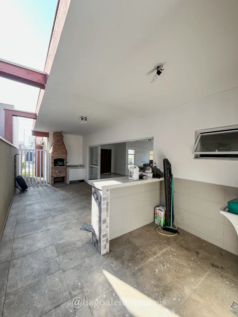 Casa ampla com escritório e área gourmet à venda no Veredas dos Manacás – Pindamonhangaba/SP