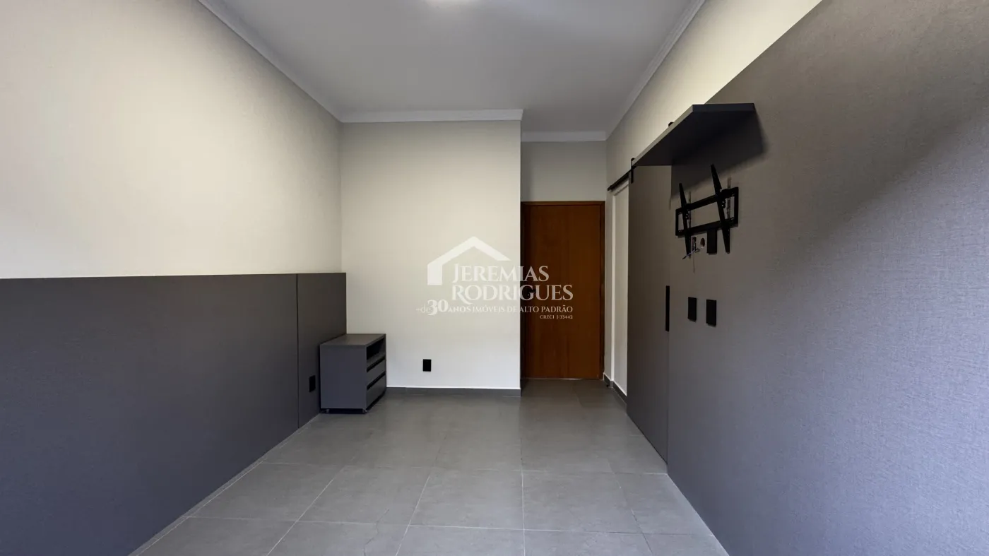 Casa para venda e locação com 3 dormitórios no Condomínio Reserva dos Lagos em Pindamonhangaba/SP.