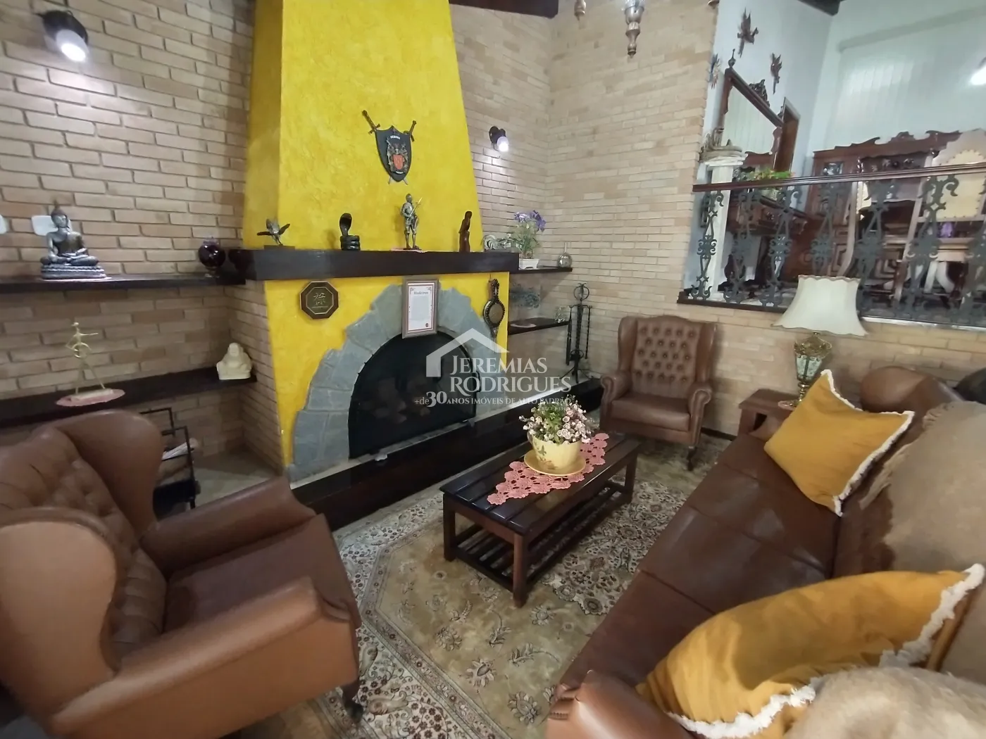 Casa com 4 dormitórios, 265 m² -  Alto do Capivari - Campos do Jordão /SP