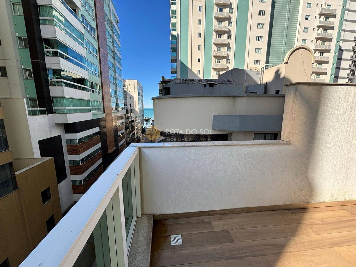 Residencial Salinas Apartamento Quadra Mar 4 Suítes em Meia Praia Itapema SC