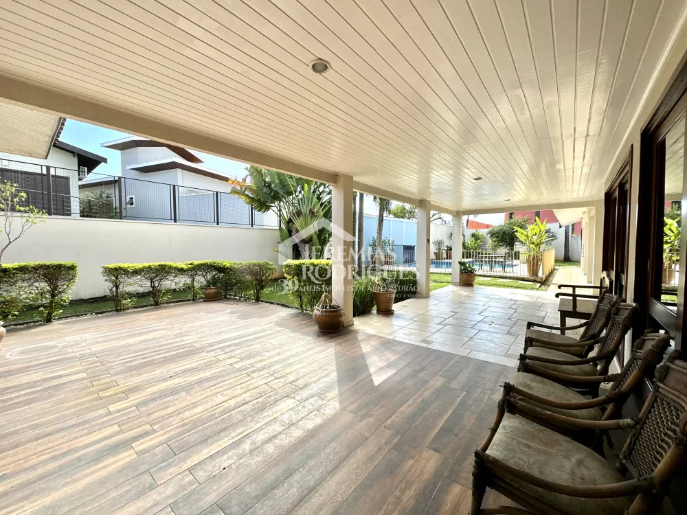 Casa com 4 quartos, 617 m² - Condomínio Taubaté Village - Taubaté/SP