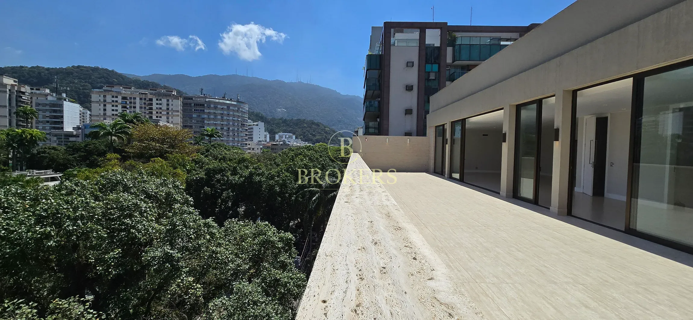 Cobertura linear, modernizada à venda no Leblon, São 460m², 4 suítes, vista indevassável para o Jar — foto 7