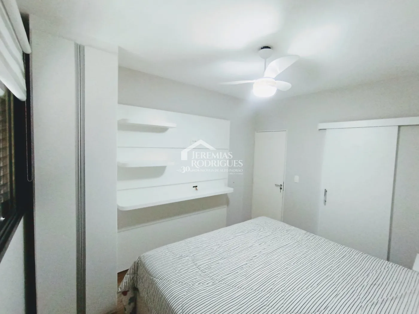 Apartamento duplex à venda com 3 dormitórios no Edifício Residencial Jabuticabeiras em Taubaté/SP