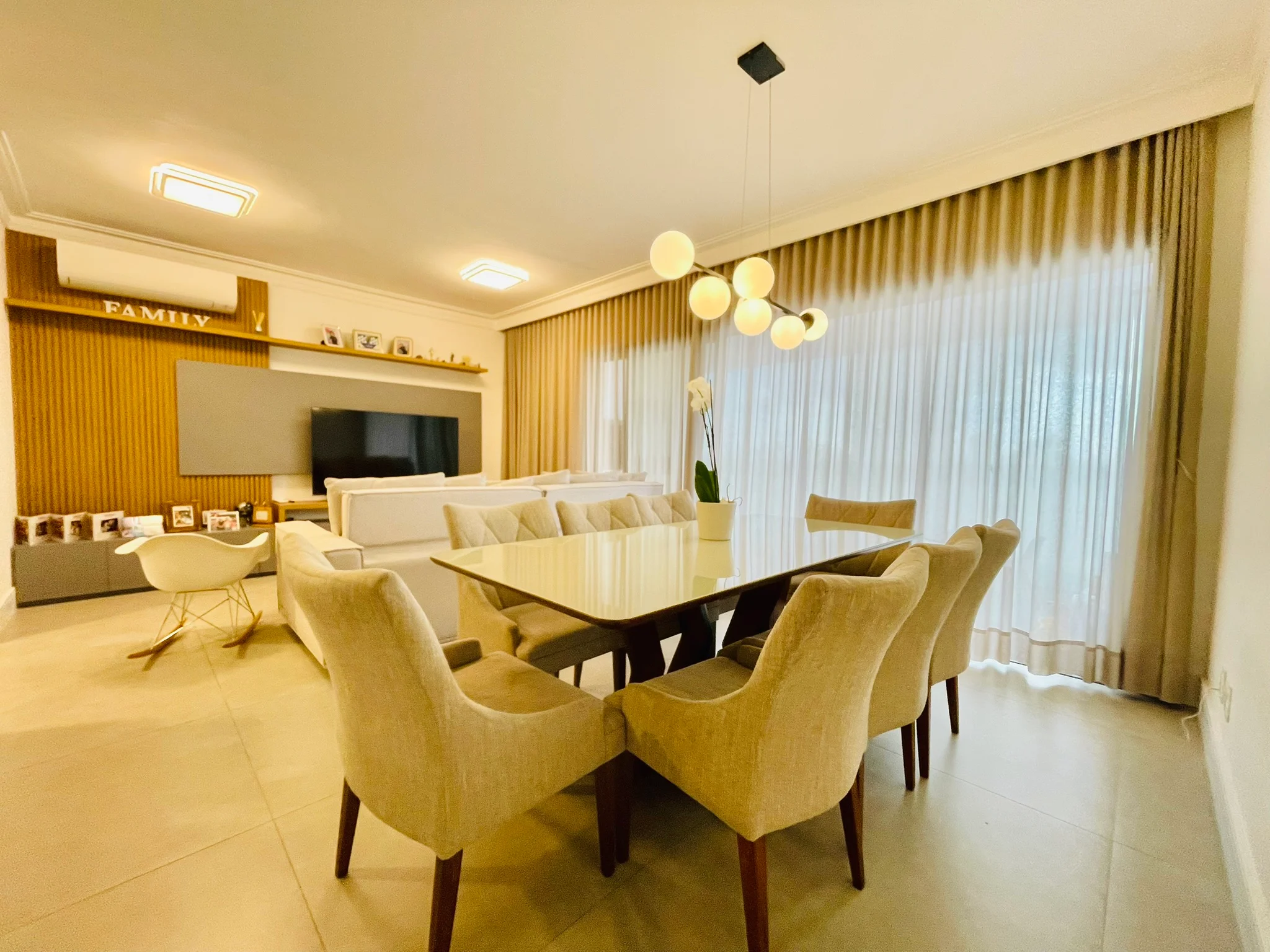 Apartamento à venda com exclusividade com 3 dormitórios no Condomínio Lucca em Taubaté/SP. 