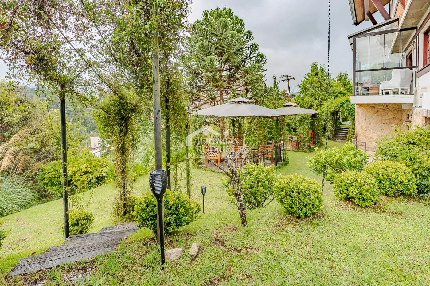 Pousada à venda com Exclusividade com 14 suítes no Casablanca Hotel Boutique em Campos do Jordão/SP