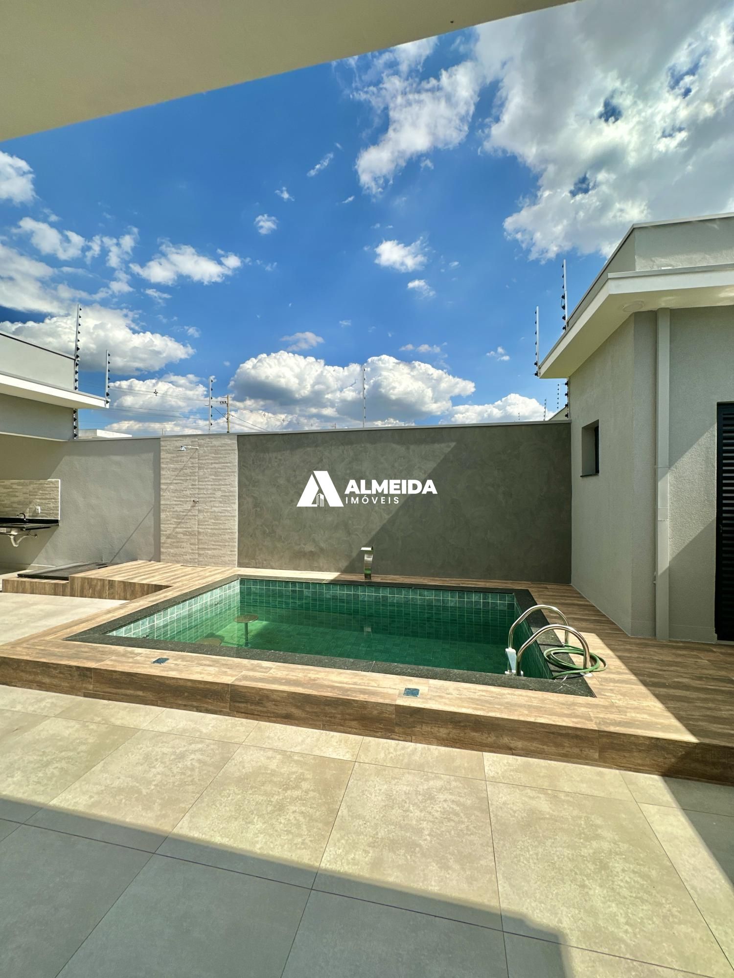 Casa á venda no Portal Ville Jardins em Boituva