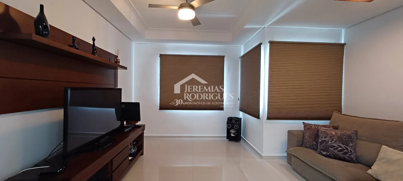 Casa disponível para venda e locação no Condomínio Colonial Village I em Pindamonhangaba/SP