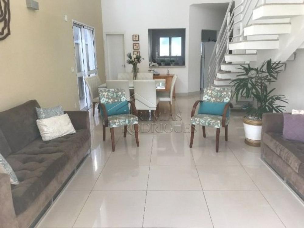 Casa à venda por R$ 1.150.000,00 - Tremembé/SP