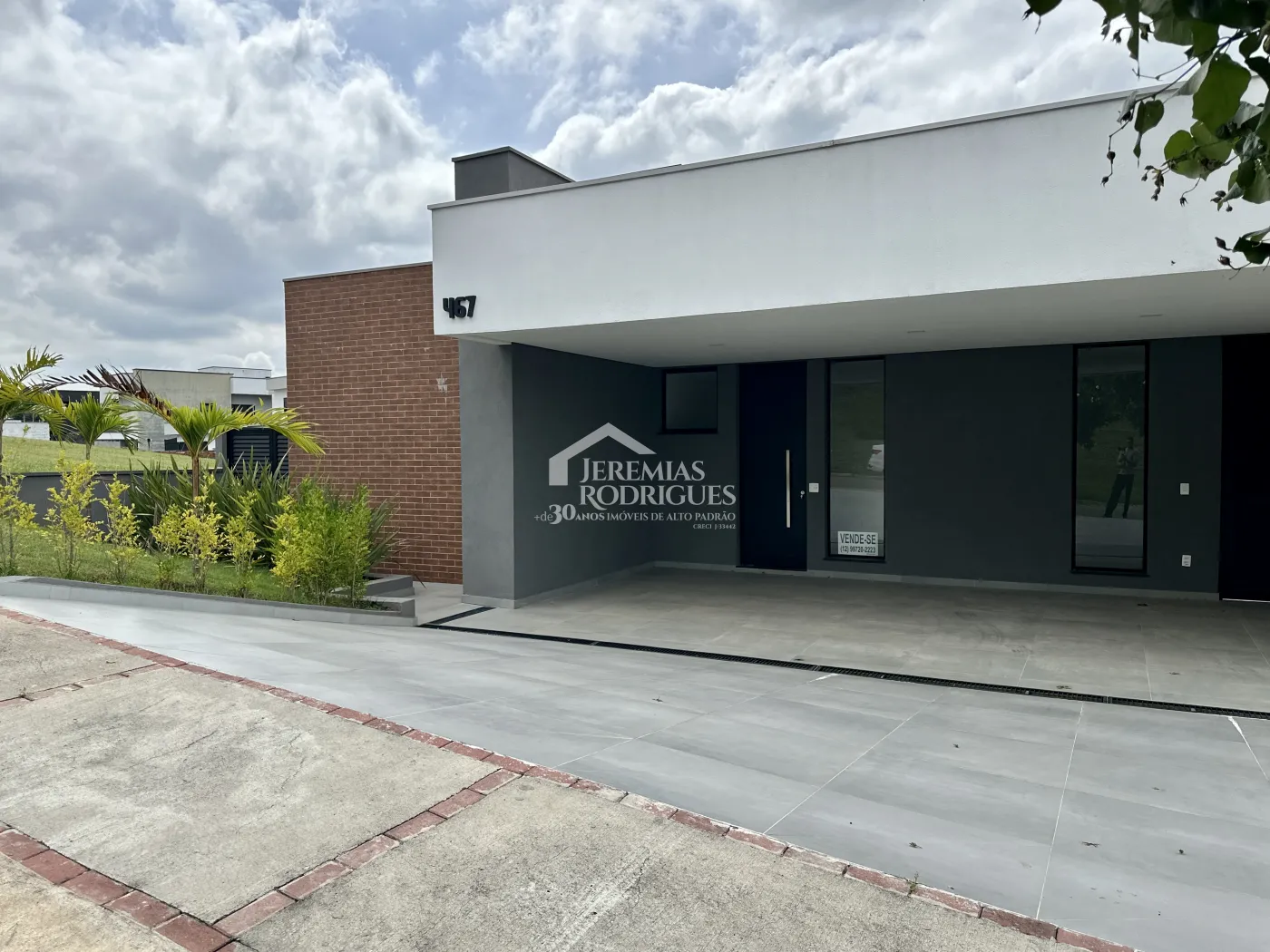 Casa para venda e locação com 3 suítes no Condomínio Cyrela Landscape em Taubaté/SP.