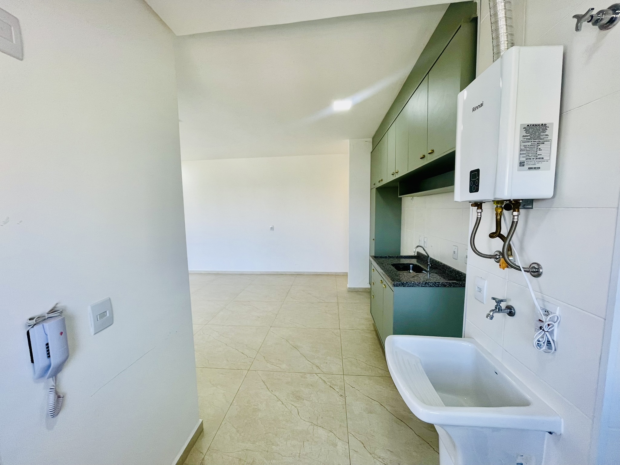 Apartamento à venda com 2 dormitórios, 108 m² no Condomínio Syrah Residence em Taubaté/SP.